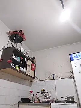 JoLeNe27 online show from 11/18/25, 06:33