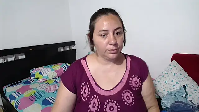 Snapshot of sexxy_ticki chatting on 03/20/25, 10:51 sexxy ticki online show from 03/20/25, 10:51