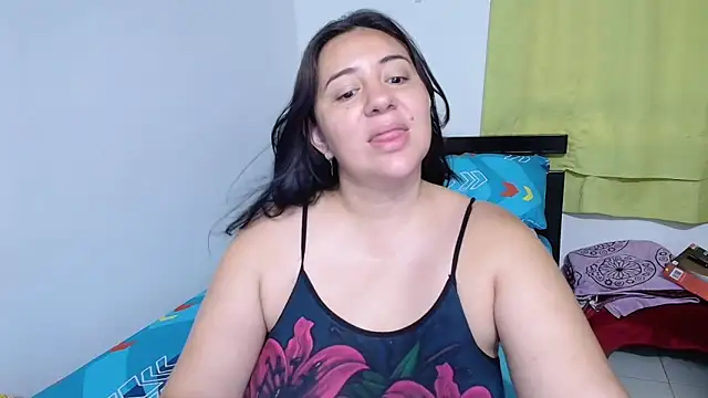 Snapshot of sexxy_ticki chatting on 12/07/24, 02:30 sexxy ticki online show from 12/07/24, 02:30