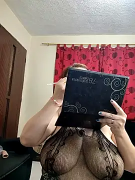 rosahills online show from 10/17/25, 07:22