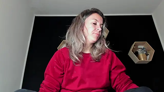 Alesys69 online show from 10/15/25, 10:51