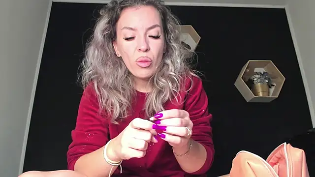 Alesys69 online show from 10/03/25, 10:55