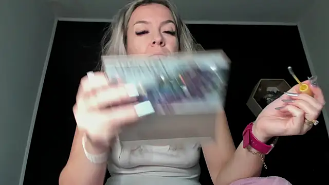 Alesys69 online show from 12/04/25, 10:20