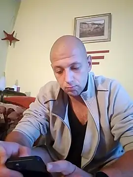 Snapshot of Flakka95 chatting on 10/13/25, 02:02 Flakka95 online show from 10/13/25, 02:02