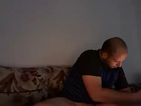 Flakka95 online show from 12/18/25, 04:22