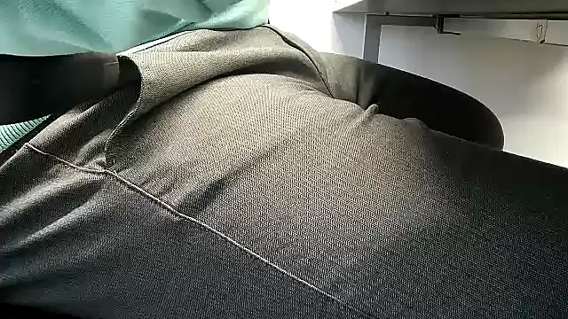 69bezfleku online show from 12/03/25, 07:30