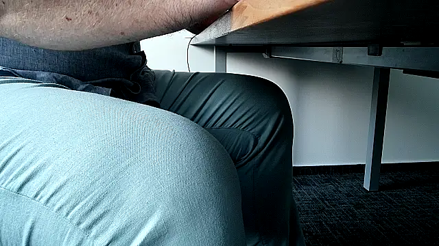 69bezfleku online show from 09/18/25, 06:05