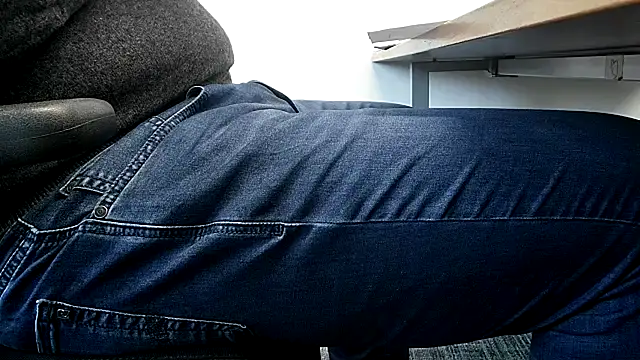 69bezfleku online show from 11/20/25, 07:42