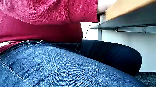 69bezfleku online show from 03/12/25, 07:35