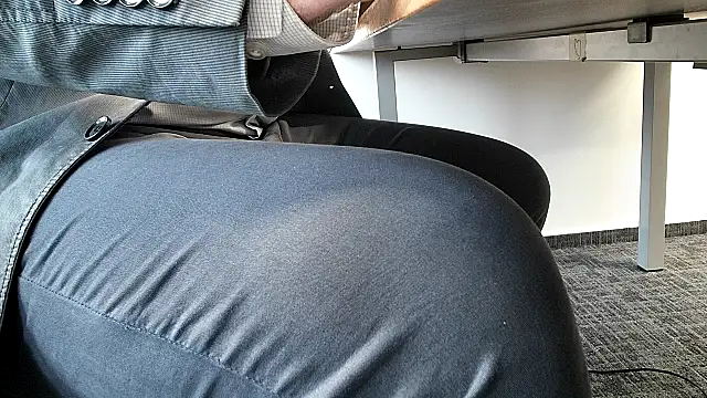 69bezfleku online show from 11/13/25, 07:56