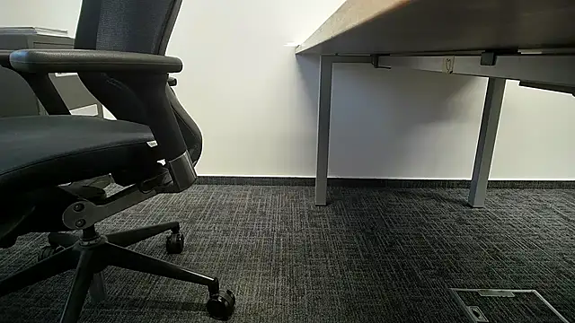 69bezfleku online show from 12/23/25, 07:51