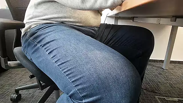 69bezfleku online show from 10/27/25, 07:20