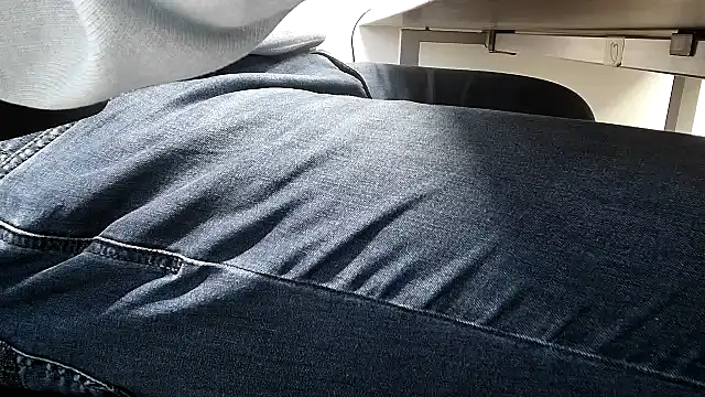 69bezfleku online show from 12/02/25, 06:59