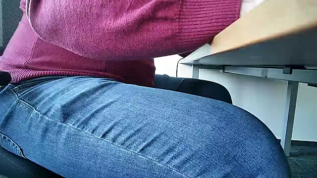 69bezfleku online show from 03/06/25, 03:02