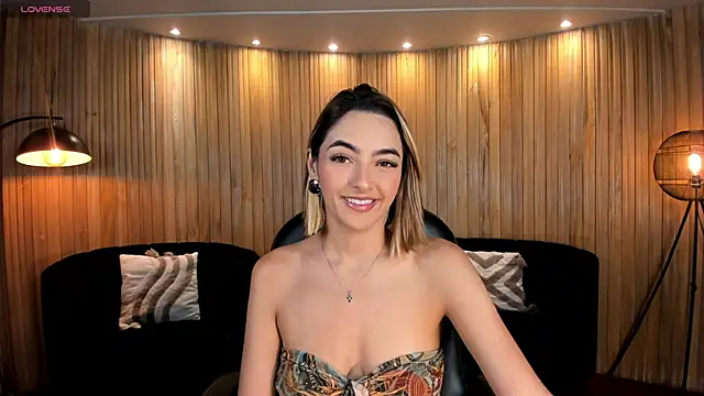 Snapshot of MelissaMoore_ chatting on 04/30/26, 10:00 MelissaMoore online show from 04/30/26, 10:00