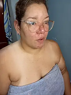 Snapshot of Johana_bbw chatting on 09/18/25, 03:04 Johana bbw online show from 09/18/25, 03:04