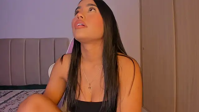 isa bunny online show from 11/19/25, 02:55