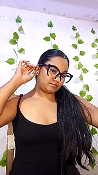 shayna all online show from 12/17/25, 01:32