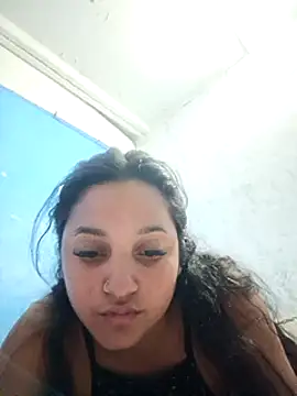Snapshot of shayna_all chatting on 03/17/25, 04:29 shayna all online show from 03/17/25, 04:29