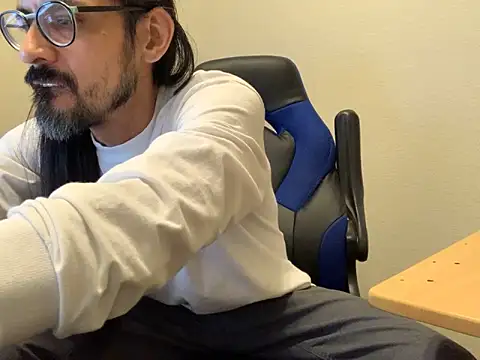 Youreherewithme online show from 01/28/25, 08:47