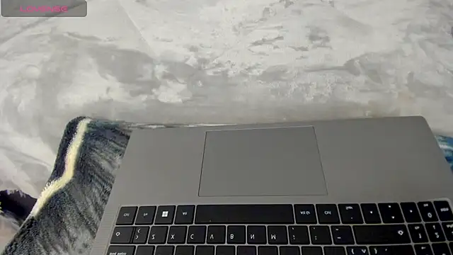 Dephne   online show from 12/04/25, 02:10