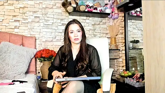 Carla expit online show from 02/03/26, 12:10