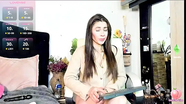 Carla expit online show from 10/13/25, 11:49