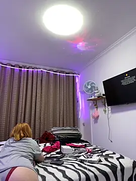 Patriciamoura69 online show from 09/20/25, 12:04