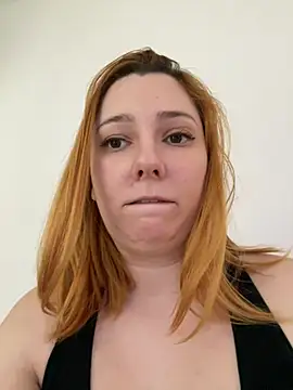 Patriciamoura69 online show from 02/03/25, 08:13