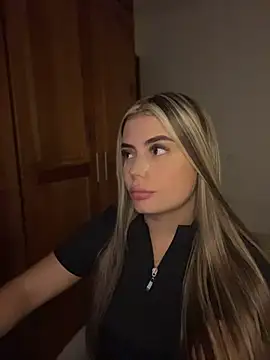 Snapshot of Miss_valeriaa chatting on 05/02/26, 12:38 Miss valeriaa online show from 05/02/26, 12:38