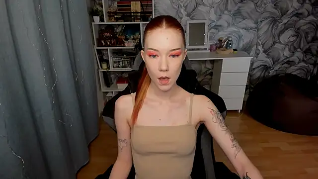 Snapshot of litl_Mia chatting on 09/27/25, 04:35 litl Mia online show from 09/27/25, 04:35