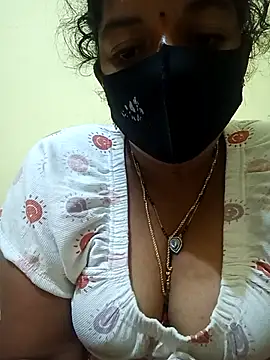 Snapshot of teddy-143 chatting on 10/29/25, 08:52 teddy-143 online show from 10/29/25, 08:52