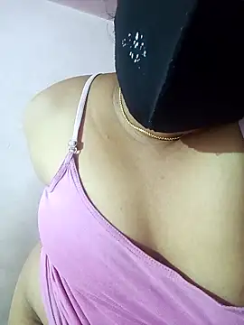 teddy-143 online show from 05/13/26, 06:04