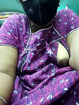 Snapshot of teddy-143 chatting on 12/04/25, 06:40 teddy-143 online show from 12/04/25, 06:40