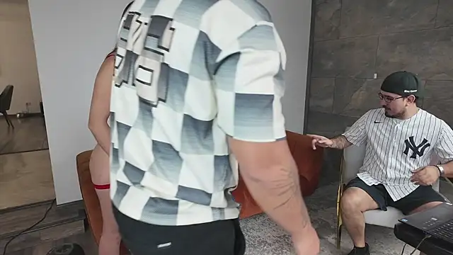 Bellapazzia online show from 02/14/26, 05:35