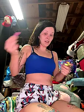 BlaizeyBBy online show from 11/26/25, 03:17