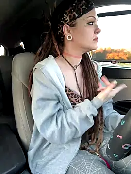 BlaizeyBBy online show from 12/18/25, 12:27