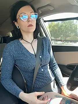 BlaizeyBBy online show from 05/18/26, 10:03