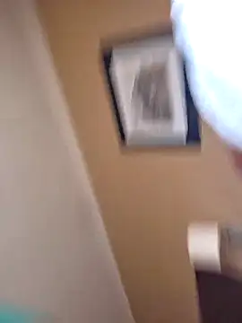 Snapshot of Galcraze chatting on 10/30/25, 11:19 Galcraze online show from 10/30/25, 11:19