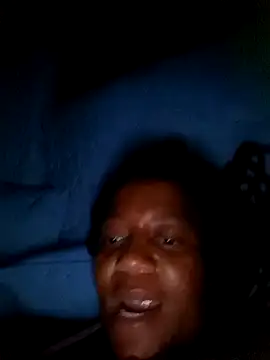 Snapshot of Galcraze chatting on 02/17/25, 12:11 Galcraze online show from 02/17/25, 12:11