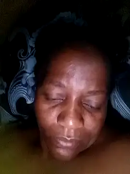 Snapshot of Galcraze chatting on 12/07/24, 01:41 Galcraze online show from 12/07/24, 01:41