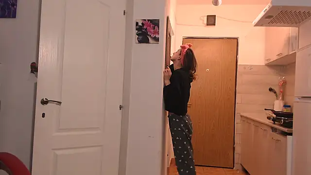 simyhvn online show from 02/28/26, 05:40