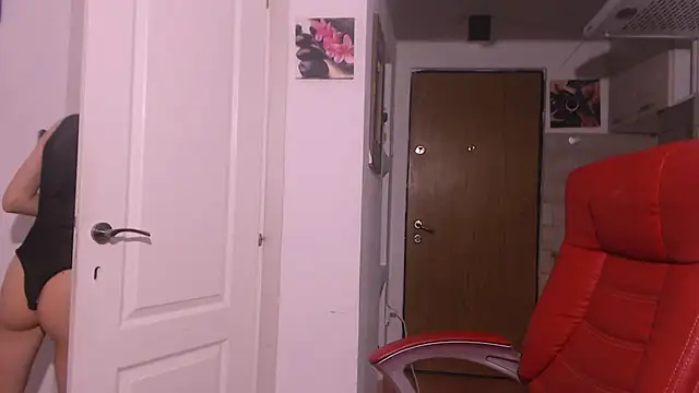 simyhvn online show from 10/18/25, 06:26