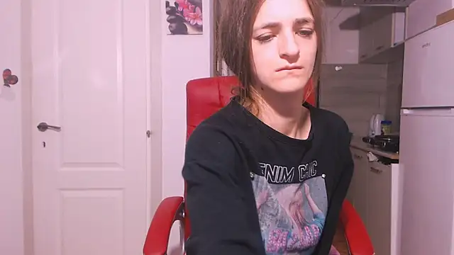 simyhvn online show from 12/18/25, 05:01