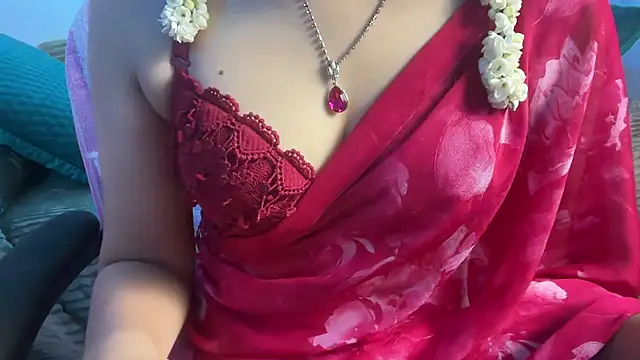 Queen Angelena online show from 01/15/26, 06:44