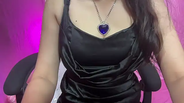 Queen Angelena online show from 02/01/25, 04:43