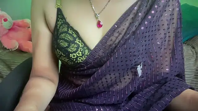 Queen Angelena online show from 05/03/26, 05:27