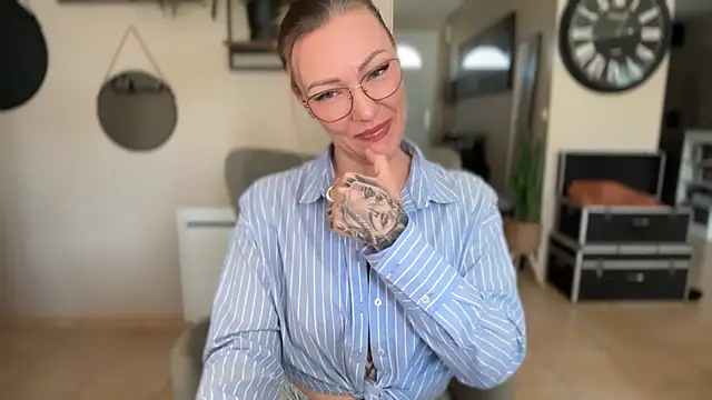 Sacha-xx online show from 03/24/26, 11:43