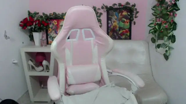 stepmother 105 online show from 10/08/25, 07:47