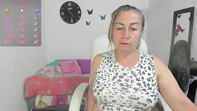 Snapshot of stepmother_105 chatting on 05/07/26, 07:39 stepmother 105 online show from 05/07/26, 07:39